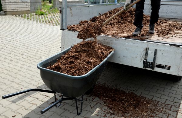 Bulk Mulch Delivery in Lansdale